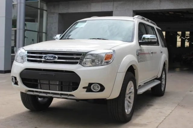 Ford Everest (2013 – 2015)