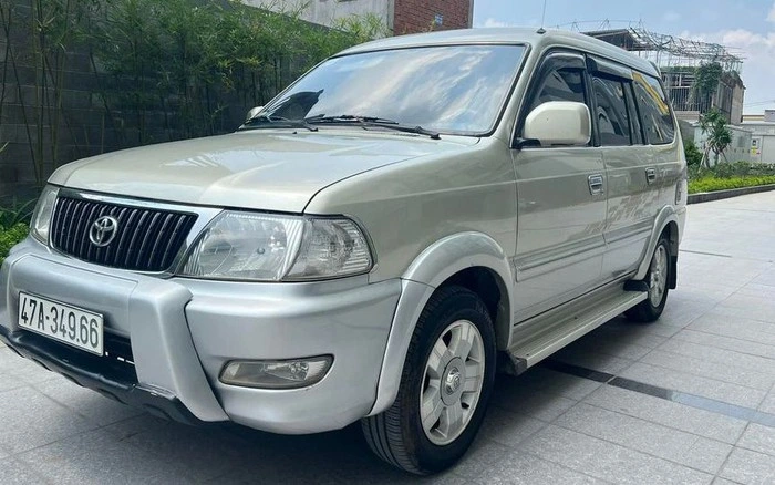 Toyota Zace đời 2004 – 2005